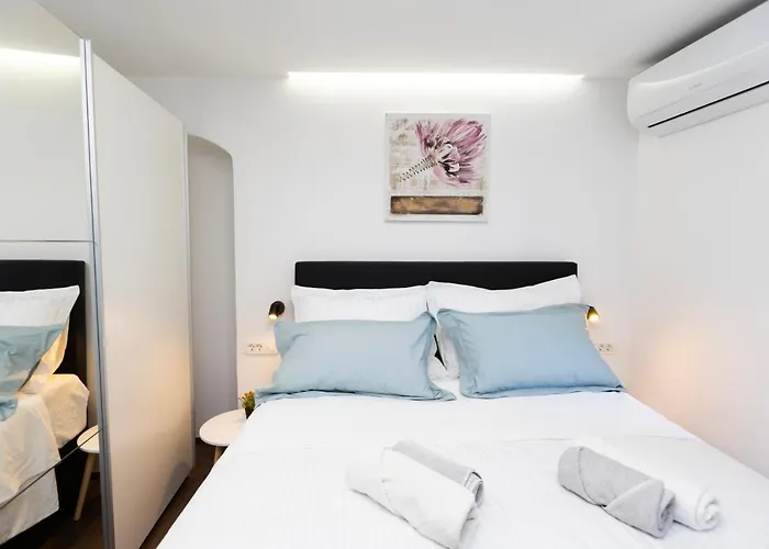 Modern Cozy Apartment Bonnie In Center Of Split.